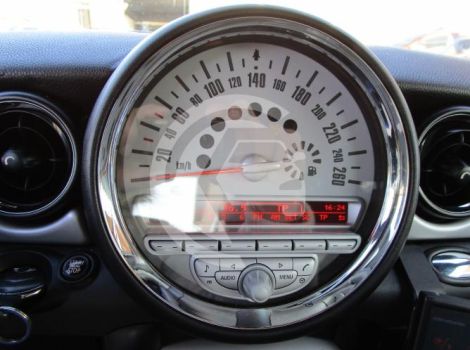 Mini MINI 95 CH SERIE ONE PK SALT BVA AVEC CLIMATISATION AUTOMATIQUE ET RADAR DE RECUL