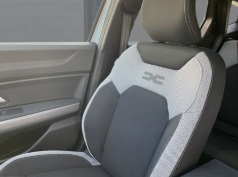 Dacia DUSTER NOUVEAU 4X2 ECO-G 120 CH JOURNEY AVEC PACK COLD PACK CITY ET CHARGEUR SMARTPHONE INDUCTION