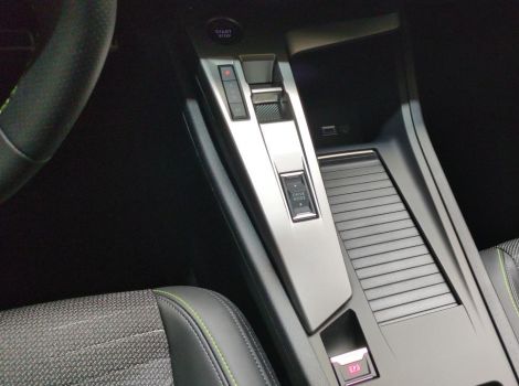 Peugeot 308 NOUVELLE HYBRID 145 BVA E-DCS6 GT AVEC  PACK VISION 360 & DRIVE ASSIST PLUS