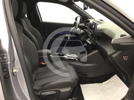 Peugeot 2008 HYBRID 145 GT