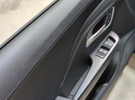 MG ZS 1.5 L HYBRIDAVEC 197 CH BVA LUXURY