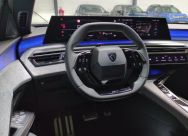 Peugeot 5008 HYBRID 145 BVA E-DCS6 7PL GT