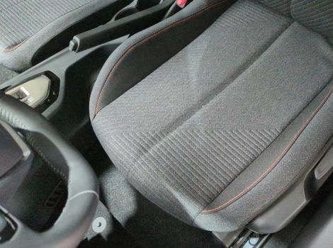 Peugeot 208 HYBRID 110 BVA E-DCS6 STYLE