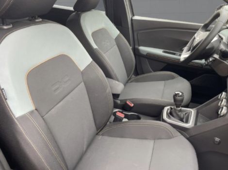 Dacia JOGGER ECO-G 120 CH EXTREME 7 PLACES AVEC PACK CONDUITE CAMERA MULTIVUE EXTENDED GRIP ET PACK HIVER