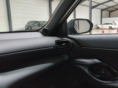 Toyota YARIS CROSS HYBRIDE 130H 2WD BVA DESIGN SUREQUIPE (RADARS AV-AR, SIÈGES CHAUFFANTS, ANGLES MORTS)