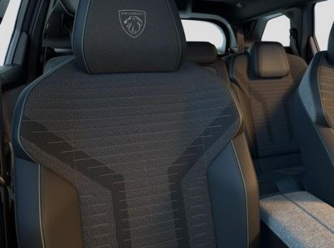 Peugeot 5008 HYBRID 145 BVA E-DCS6 7PL GT