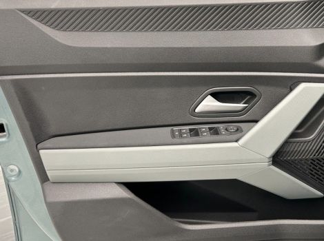 Dacia BIGSTER 4X4 TCE 130 CH MILD HYBRID EXTREME AVEC CAMERA ACCES MAIN LIBRE HAYON ELECTRIQUE PACK HIVER ET TOIT PANORAMIQUE