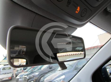 Fiat 500 NOUVELLE 118 CH ICON ÉLECTRIQUE 87 KW BERLINE AUTONOMIE 322 KM