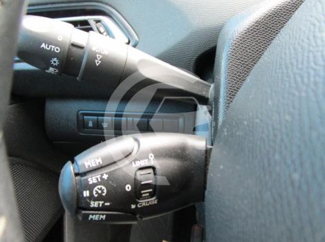 Peugeot 308 1.6 BLUE HDI 100 CH ALLURE GPS