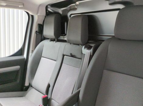 Citroën JUMPY FOURGON M DIESEL 180 CH AUTOMAT SUREQUIPE (ADML, CAMERA DE RECUL, NAVI, PACK LOOK EXT, MODUWORK)