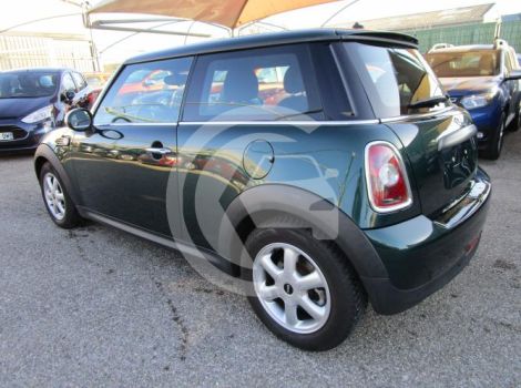 Mini MINI 95 CH SERIE ONE PK SALT BVA AVEC CLIMATISATION AUTOMATIQUE ET RADAR DE RECUL