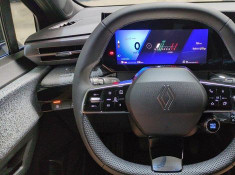 Renault CLIO 6 TCE 115 CH BVM6 TECHNO AVEC SIEGES CHAUFFANTS