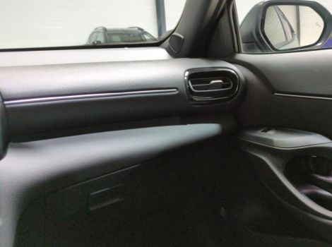 Toyota YARIS CROSS HYBRIDE 130H 2WD BVA DESIGN SUREQUIPE (RADARS AV-AR, SIÈGES CHAUFFANTS, ANGLES MORTS)
