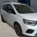 Renault KANGOO NOUVEAU TCE 130 CH TECHNO AVEC CAMERA DE RECUL ET JANTES ALLIAGE 17