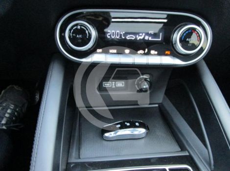 Seres 3 LUXURY 163 CH 120kW SUREQUIPEE AVEC TOIT OUVRANT PANORAMIQUE AUTONOMIE 329 KM