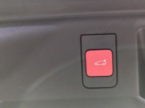 Peugeot 5008 HYBRID 145 CH BVA E-DCS6 7PL GT