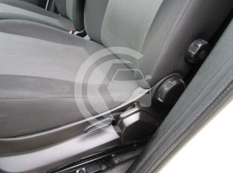 Fiat DOBLO CARGO 1.3 MJT 95 CH CH1 LOUNGE AVEC CLIM