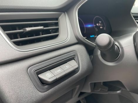 Renault CAPTUR 4 E-TECH FULL HYBRID 160 CH TECHNO AVEC CONSOLE FLOTTANTE PACK HIVER ET ROUE DE SECOURS