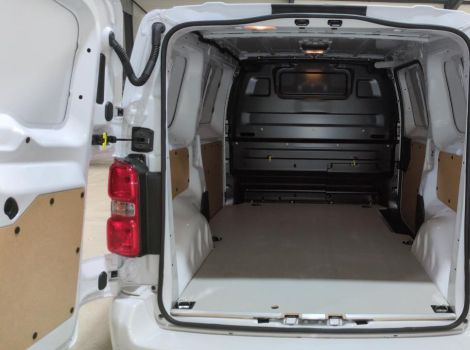 Citroën JUMPY FOURGON M DIESEL 180 CH AUTOMAT SUREQUIPE (ADML, CAMERA DE RECUL, NAVI, PACK LOOK EXT, MODUWORK)