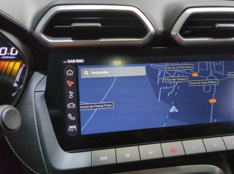 MG ZS 1.5 L HYBRIDAVEC 197 CH BVA LUXURY ET TOIT PANO