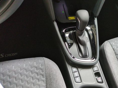 Toyota YARIS CROSS HYBRIDE 130H 2WD BVA DESIGN SUREQUIPE (RADARS AV-AR, SIÈGES CHAUFFANTS, ANGLES MORTS)