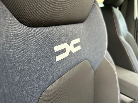 Dacia DUSTER NOUVEAU 4X2 ECO-G 100 CH EXPRESSION AVEC PACK COLD