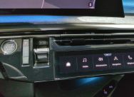 Peugeot 5008 HYBRID 145 CH BVA E-DCS6 7PL GT