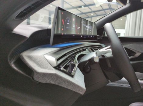 Peugeot 3008 HYBRID 145 BVA E-DCS6 ALLURE AVEC JANTES 19 ET NAVI