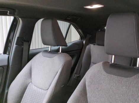 Toyota YARIS CROSS HYBRIDE 130H 2WD BVA DESIGN SUREQUIPE (RADARS AV-AR, SIÈGES CHAUFFANTS, ANGLES MORTS)