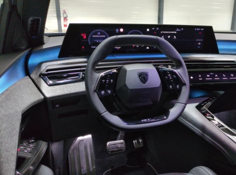 Peugeot 5008 HYBRID 145 CH BVA E-DCS6 7PL GT