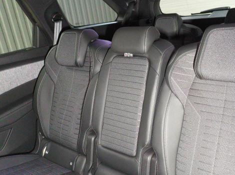 Peugeot 5008 HYBRID 145 CH BVA E-DCS6 7PL GT
