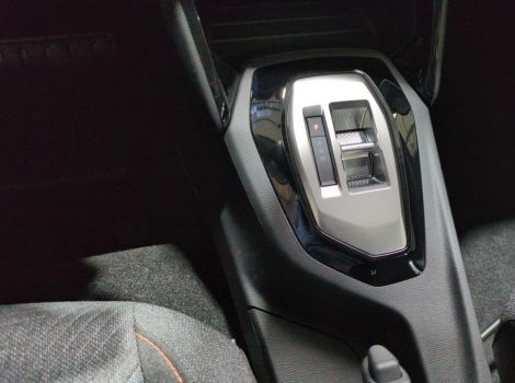 Peugeot 208 HYBRID 110 BVA E-DCS6 STYLE