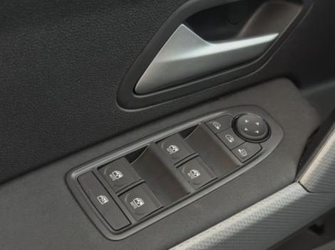 Dacia DUSTER NOUVEAU 4X2 ECO-G 120 CH JOURNEY AVEC PACK COLD PACK CITY ET CHARGEUR SMARTPHONE INDUCTION