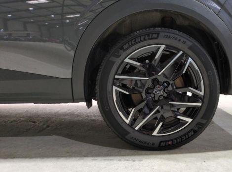 Peugeot 5008 HYBRID 145 CH BVA E-DCS6 7PL GT
