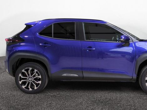 Toyota YARIS CROSS HYBRIDE 130H 2WD BVA DESIGN SUREQUIPE (RADARS AV-AR, SIÈGES CHAUFFANTS, ANGLES MORTS)