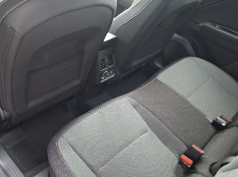 Renault CAPTUR 4 E-TECH FULL HYBRID 160 CH TECHNO AVEC CONSOLE FLOTTANTE PACK HIVER ET ROUE DE SECOURS