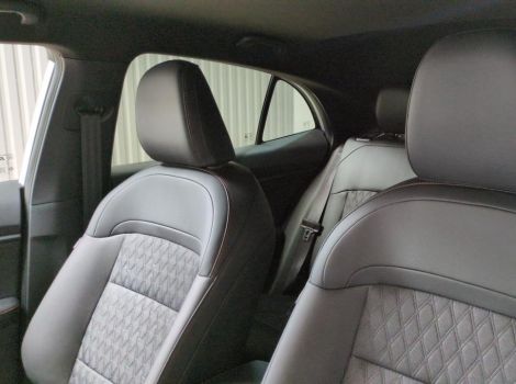 MG MG3 1.5 L HYBRIDAVEC 195 CH BVA LUXURY