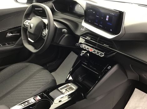 Peugeot 2008 HYBRID 145 e-DCS6 ALLURE