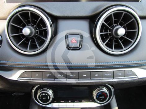 Seres 3 LUXURY 163 CH 120kW SUREQUIPEE AVEC TOIT OUVRANT PANORAMIQUE AUTONOMIE 329 KM