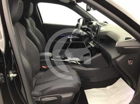Peugeot 2008 HYBRID 145 GT