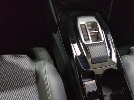 Peugeot 208 HYBRID 145CH BVA E-DCS6 GT AVEC NAVI ET CAMERA 360 ET DRIVE ASSIST PLUS