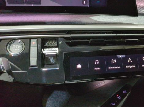 Peugeot 3008 HYBRID 145 BVA E-DCS6 GT AVEC CAMERA 360 ET DRIVE ASSIST PLUS