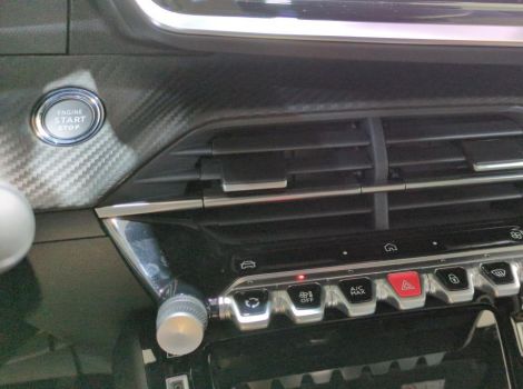 Peugeot 2008 HYBRID 145 BVA E-DCS6 GT AVEC PACK DRIVE ASSIST PLUS