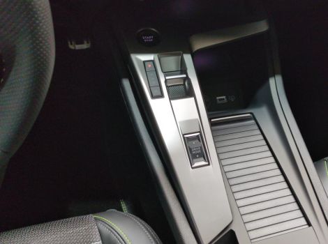 Peugeot 308 NOUVELLE HYBRID 145 BVA E-DCS6 GT AVEC  PACK VISION 360 & DRIVE ASSIST PLUS