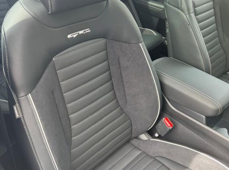 Kia SPORTAGE 1.6 T-GDI 180 CH MHEV GT-LINE PREMIUM DCT7 4WD AVEC SYSTEME AUDIO HARMAN/KARDON TOIT PANO JA19 ET TABLEAU DE BORD SUPERVISION 12.3"