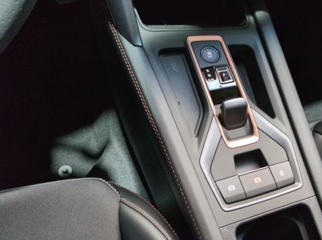 Cupra FORMENTOR NOUVEAU 1.5 ETSI HYBRID 150 CH BVA DSG7 V AVEC ATTELAGE ET SIEGES CHAUFFANTS