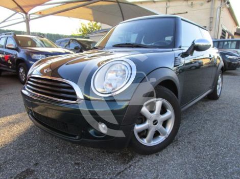 Mini MINI 95 CH SERIE ONE PK SALT BVA AVEC CLIMATISATION AUTOMATIQUE ET RADAR DE RECUL