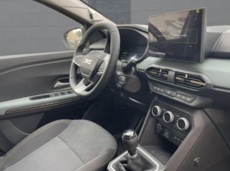 Dacia JOGGER ECO-G 120 CH EXTREME 7 PLACES AVEC PACK CONDUITE CAMERA MULTIVUE EXTENDED GRIP ET PACK HIVER